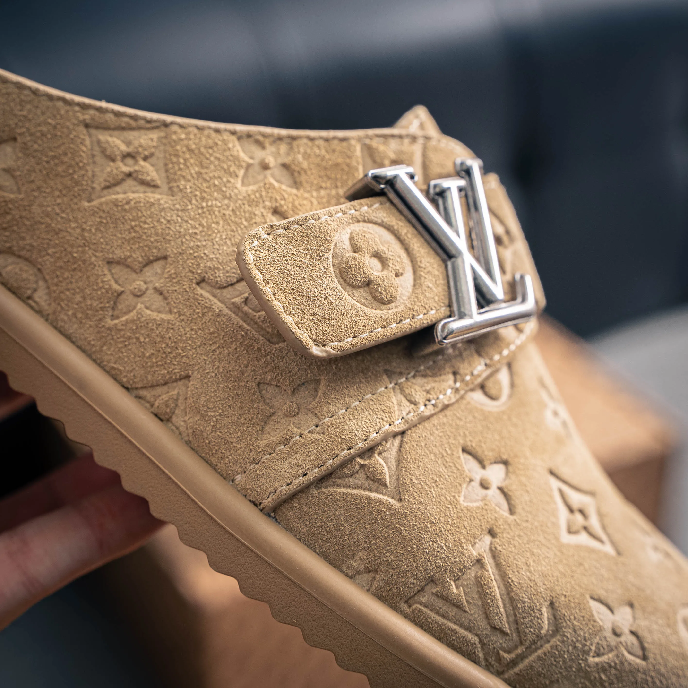 # Louis Vuitton Easy LV Shoes Sandals ！ Premium Quality
